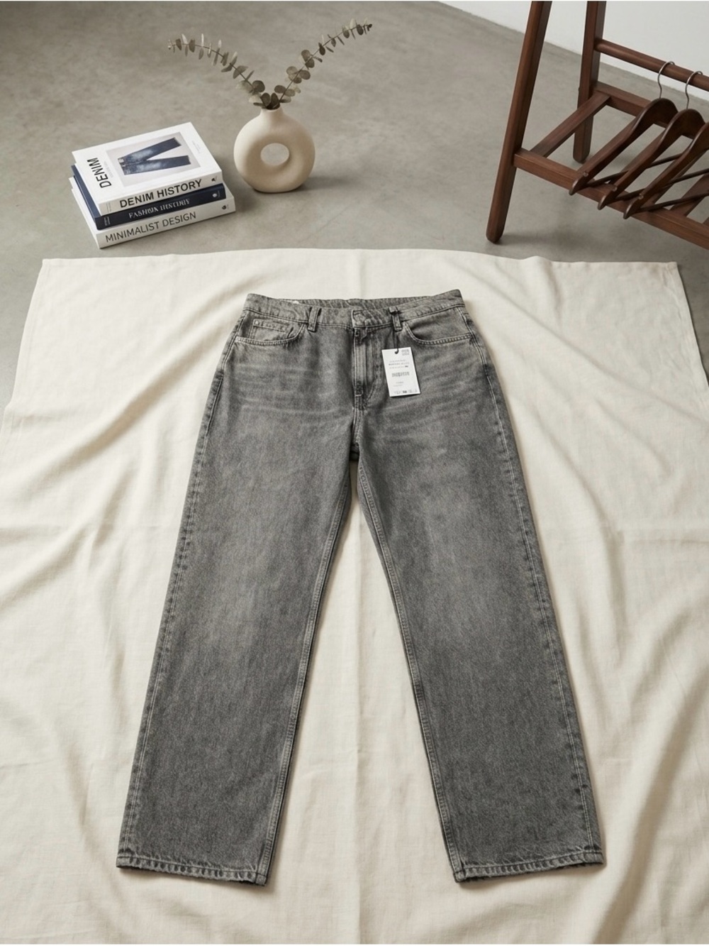 ZW COLLECTION HI-RISE STRAIGHT LEG JEANS
